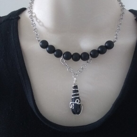 Sexy Seductive Business Casual Goth Grunge Domme | Caged Onyx + Stone Necklace - Picture 6 of 7